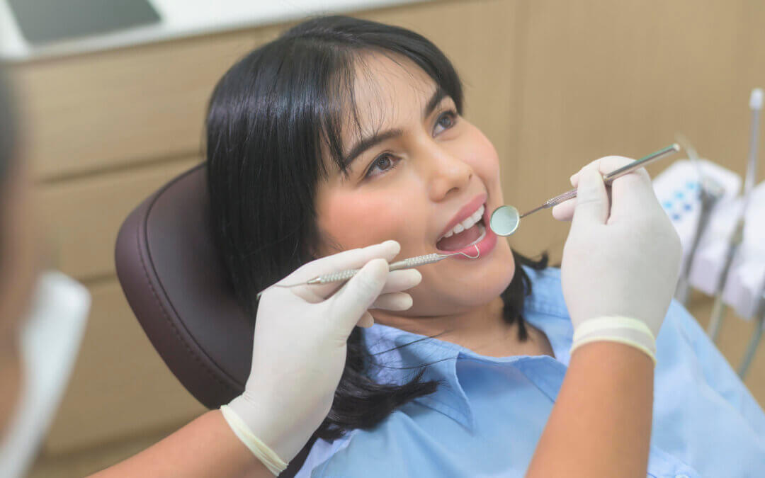 5 Hidden Bite Alignment Mistakes That Cause Premature Veneer Chipping
